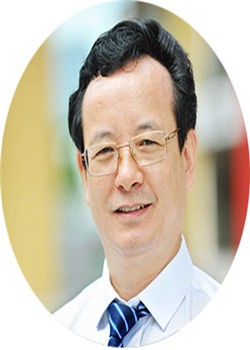 宁波国际学校Robert Yan Deputy